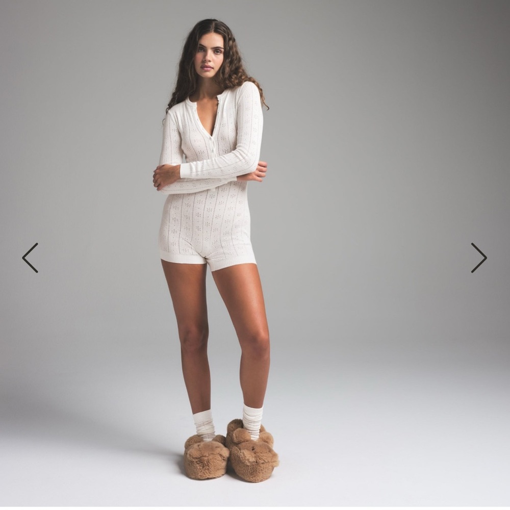 Skims Teddy Bear slippers size 37 (women’s 6.5)